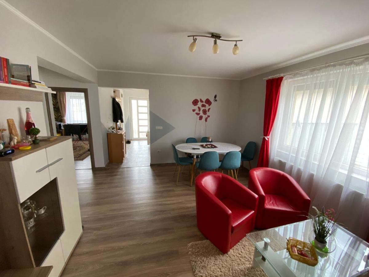 “Home Sweet Home” Sîntandrei Zewnętrze zdjęcie
